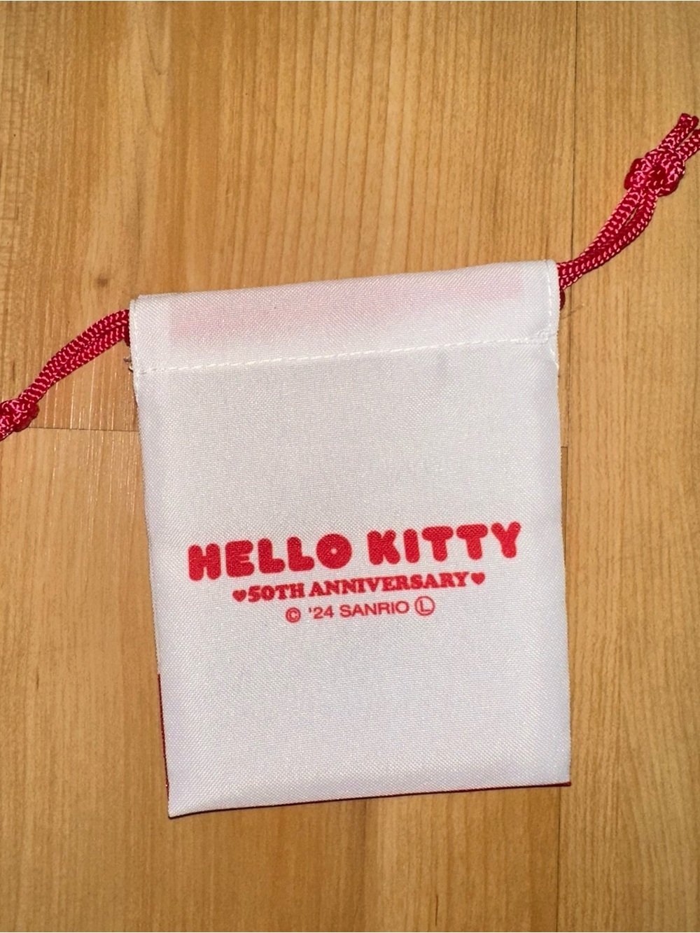 Hello Kitty Drawstring Pouch - Picture 2 of 2